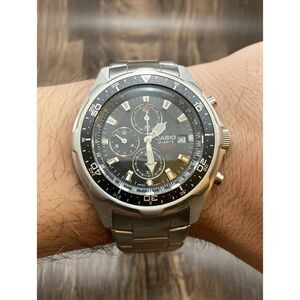 Casio AMW330D-1AV Diver Inspired Men's Sport StainlessSteel Wrist Watch Preowned